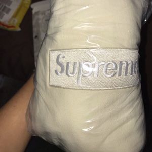 Meet your Posher, Angel